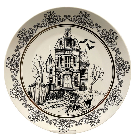 10 Strawberry HALLOWEEN HAUNTED HOUSE Ceramic Dinner Plates 10.5in Set of 2 NEW - Picture 1 of 11